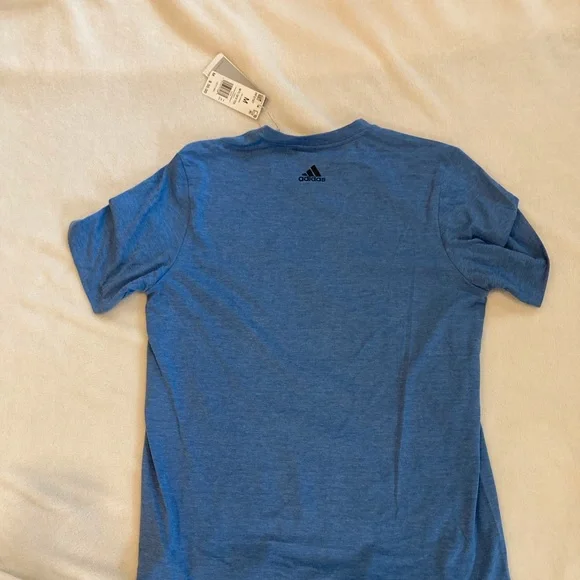 $2/20Adidas badge of sport freelift shirt - Picture 3 of 3